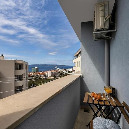 Apartman Magnolia Makarska Bagian luar foto