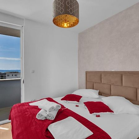 Apartman Magnolia Makarska Bagian luar foto
