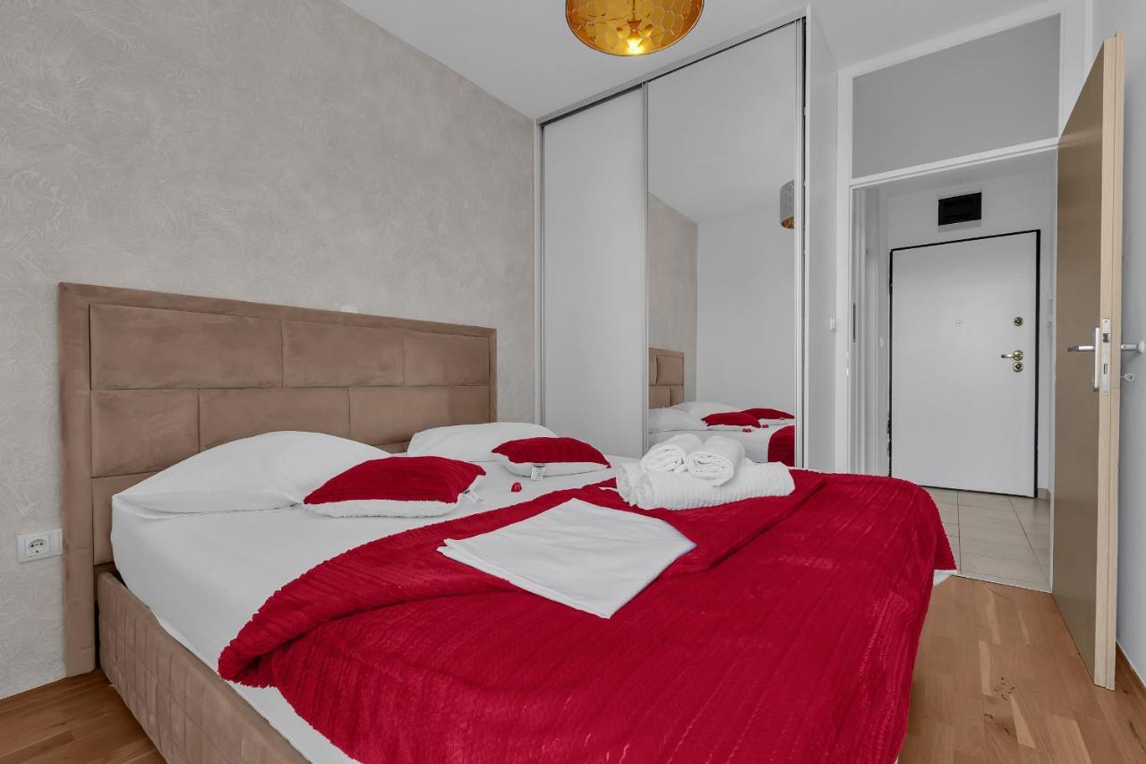 Apartman Magnolia Makarska Bagian luar foto