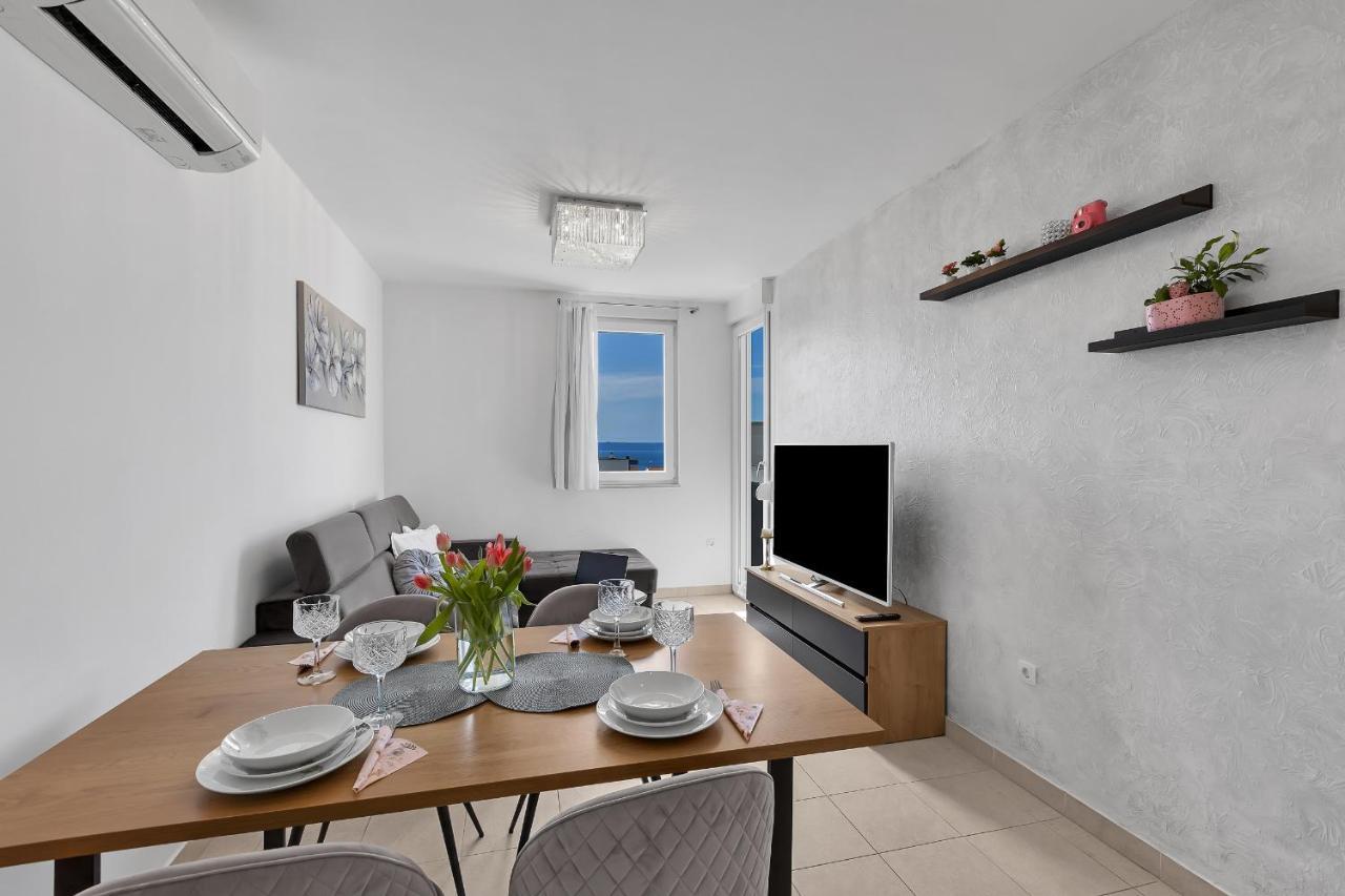 Apartman Magnolia Makarska Bagian luar foto